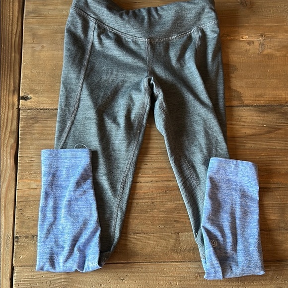 Champion Gray and Blue Leggings Athletic Fit Size 6-6X - Picture 1 of 3